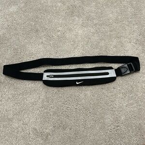 Nike Slim Fanny Pack